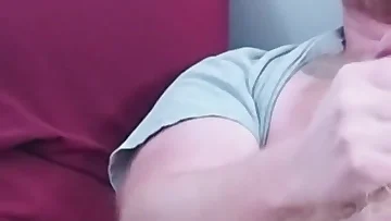 This amateur solo jerk session gets experimental with some incredible new lighting. The guy goes all out in his masturbation, creating a genuinely hot homemade scene.