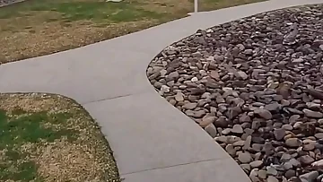 This daring amateur takes anal play outside with a massive dildo. She doesn't give a fuck who might be watching as she pleasures herself publicly.