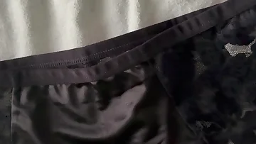 This amateur wife's lingerie gets soaked with a hot solo cumshot after some intense masturbation. Her American solo session ends with a messy finish that'll make you fucking horny.