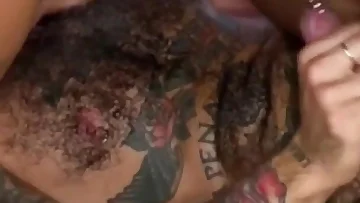This amateur couple goes bareback until he gets bred with a deep creampie. He gets his ass licked before taking every last drop of that load.
