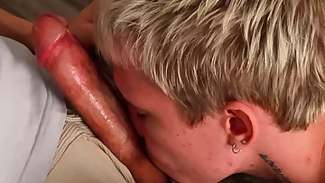An athletic stud deep throats his twink before pumping cum into his ass. This Russian couple shares passionate kissing between intense bareback action.