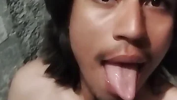 This Mexican dude's solo session is fucking phenomenal from start to finish. He's a Latino man who knows exactly how to work his cock for the camera.