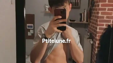 A solo man shows off his homemade skills with confident self-pleasure techniques. He demonstrates exactly what he can do alone with plenty of creativity and determination.
