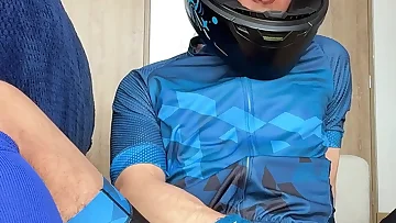 This twink delivers a hot cum tribute while dressed in a suit and sneakers. His handjob and masturbation session builds to an intense teen cumshot with a uniform fetish twist.