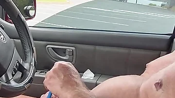 This mature Aussie woman masturbates in her car just for you. She can't resist playing with herself in this homemade fetish session.